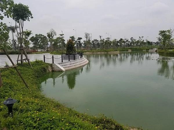 Hồ cảnh quan trung tâm tại dự án An Lạc Green Symphony