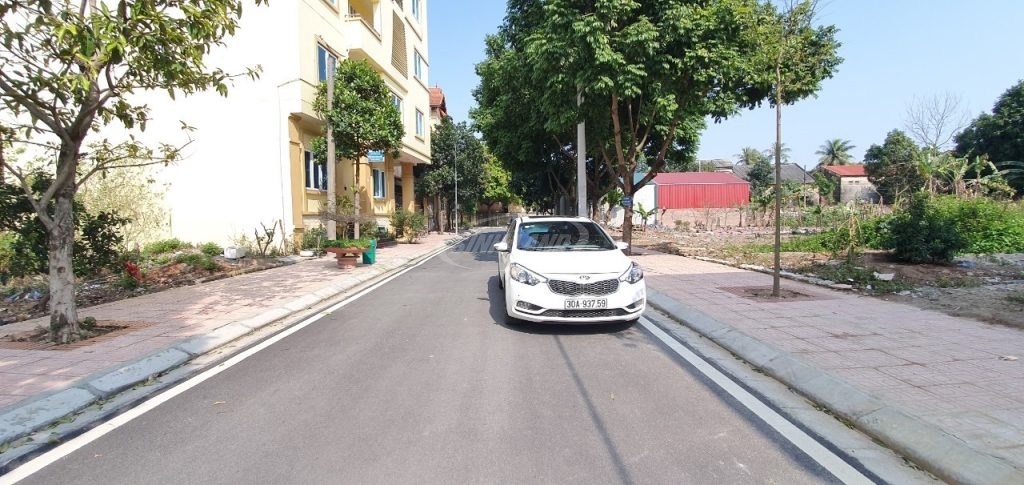 bán đất phân lô phùng