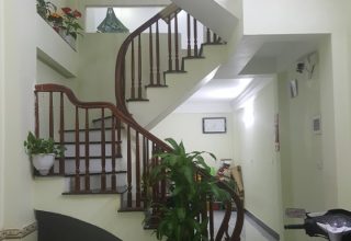 bán nhà 4 tầng tu hoàng