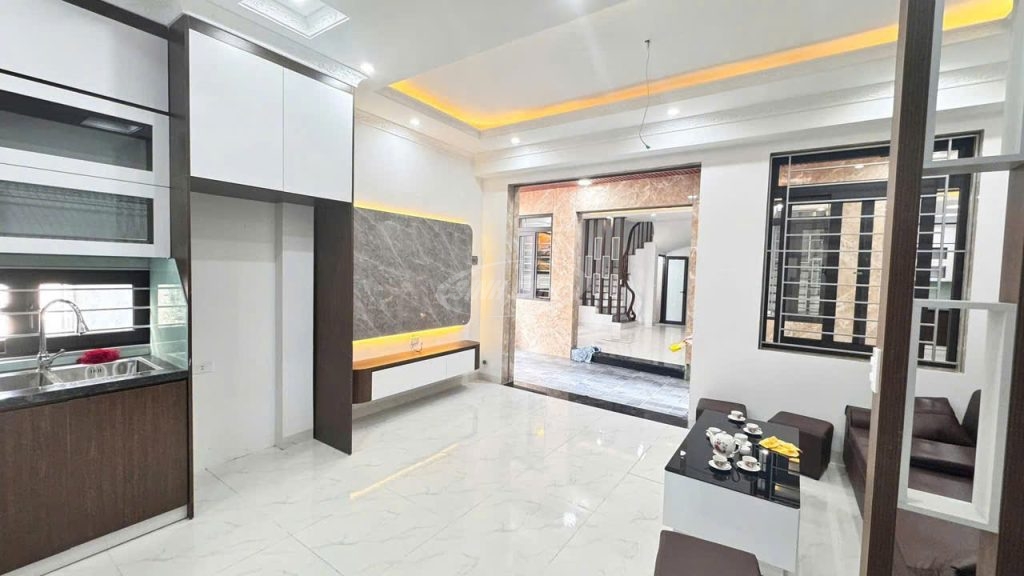 Bán nhà 5 tầng Yên Vĩnh Kim Chung Hoài Đức
