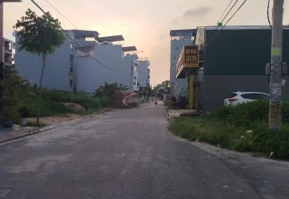 Bán đất đấu giá gần đường 3.5