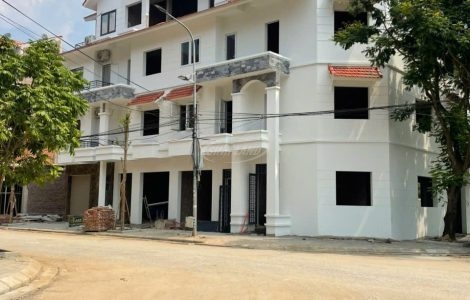 Bán nhà xây thô Cienco5 Tân Lập