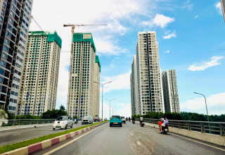tiền bất động sản