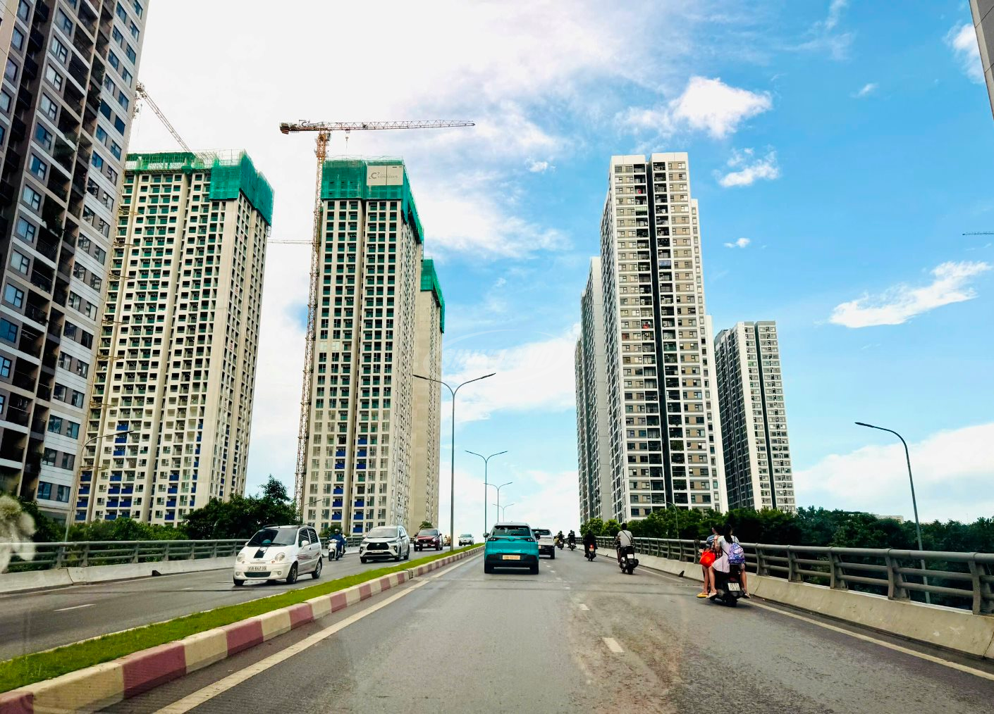 tiền bất động sản