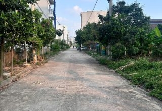 Bán đất dịch vụ Lại Yên giá tốt