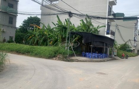 Bán đất lô góc mặt hồ Lai Xá