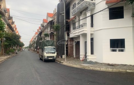 Bán liền kề xây thô Cienco5 Tân Lập