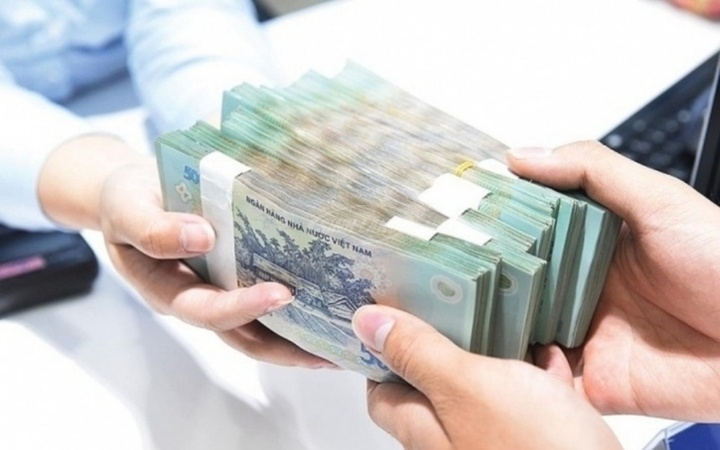 lãi suất tiết kiệm ngân hàng