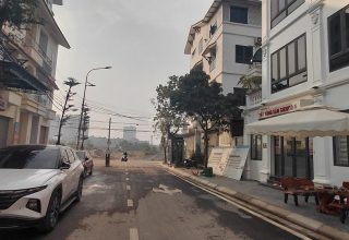 Bán nhà liền kề xây thô CIENCO5