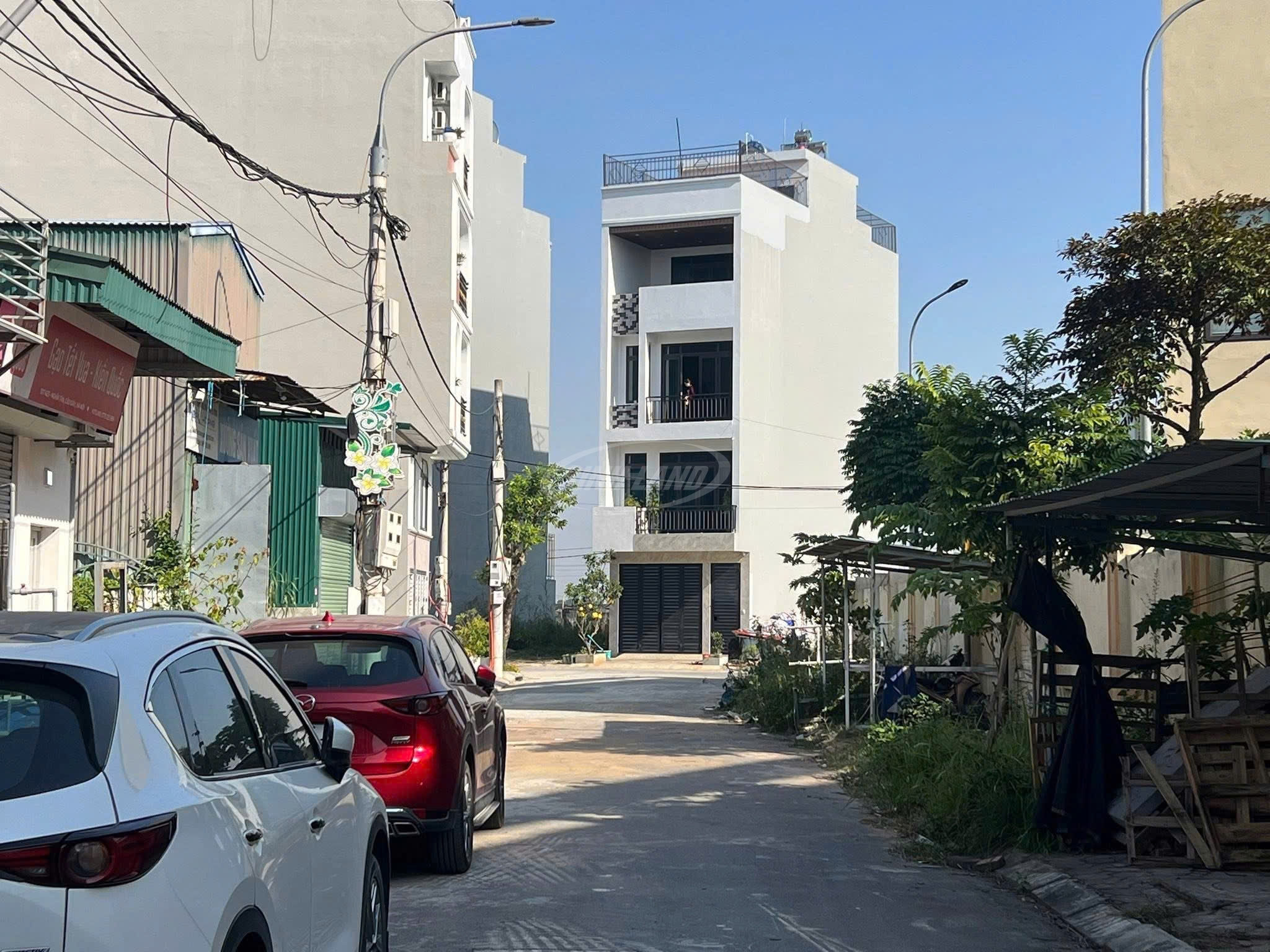 thương lượng giá nhà trạm trôi