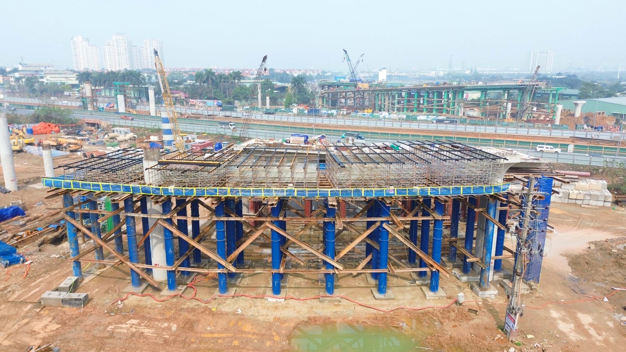 nút giao vành đai đại lộ thăng long