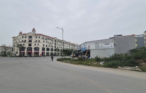 Bán đất dịch vụ Lai Xá đường 30m