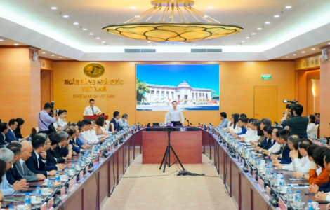 ngân hàng đồng loạt giảm lãi suất