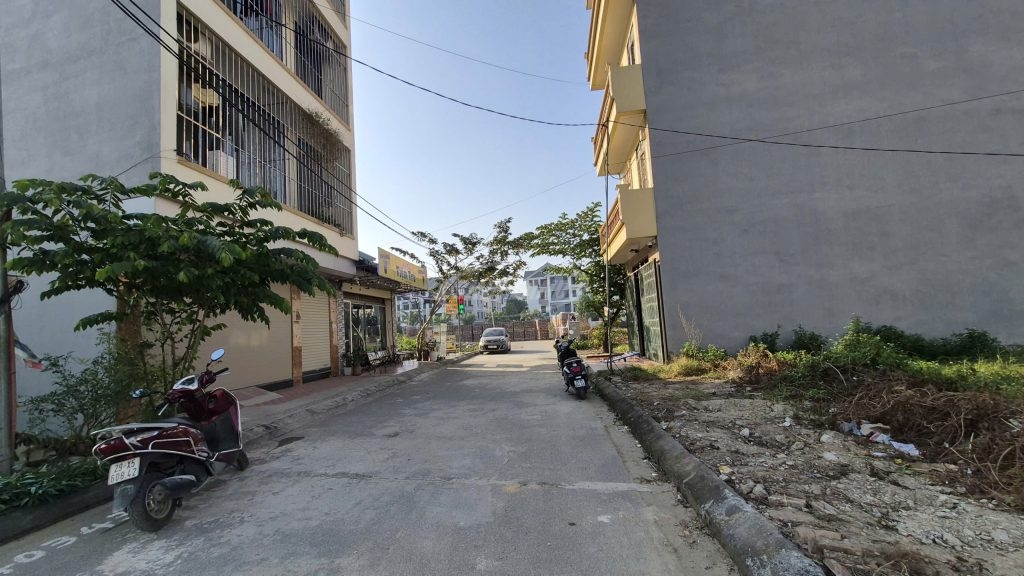 đất dịch vụ lai xá nên mua ở hay đầu tư