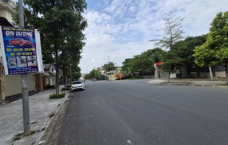 cho thuê nhà xây thô Lideco Bắc 32