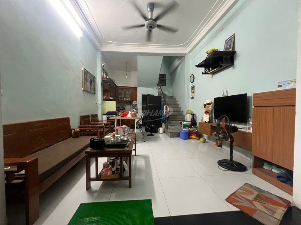 Bán nhà gần đường 32 Lai Xá