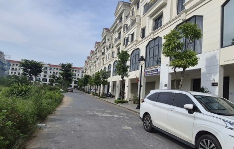 Ai nên mua liền kề Hinode Royal Park