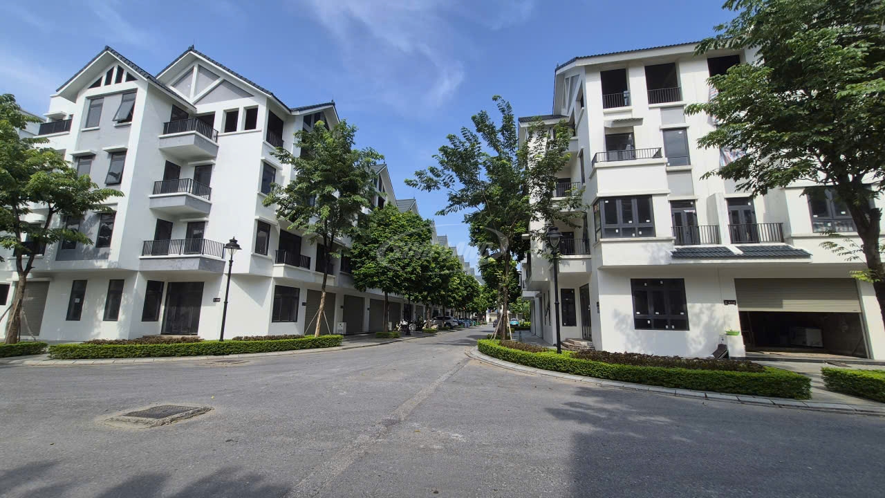 Liền kề Hinode Royal Park khó bán