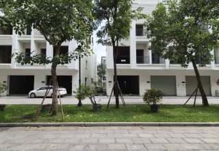 bán liền kề phố đi bộ Hinode Royal Park