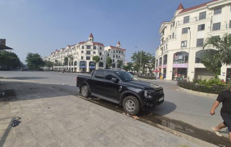 Bán đất Lai Xá đường 33m