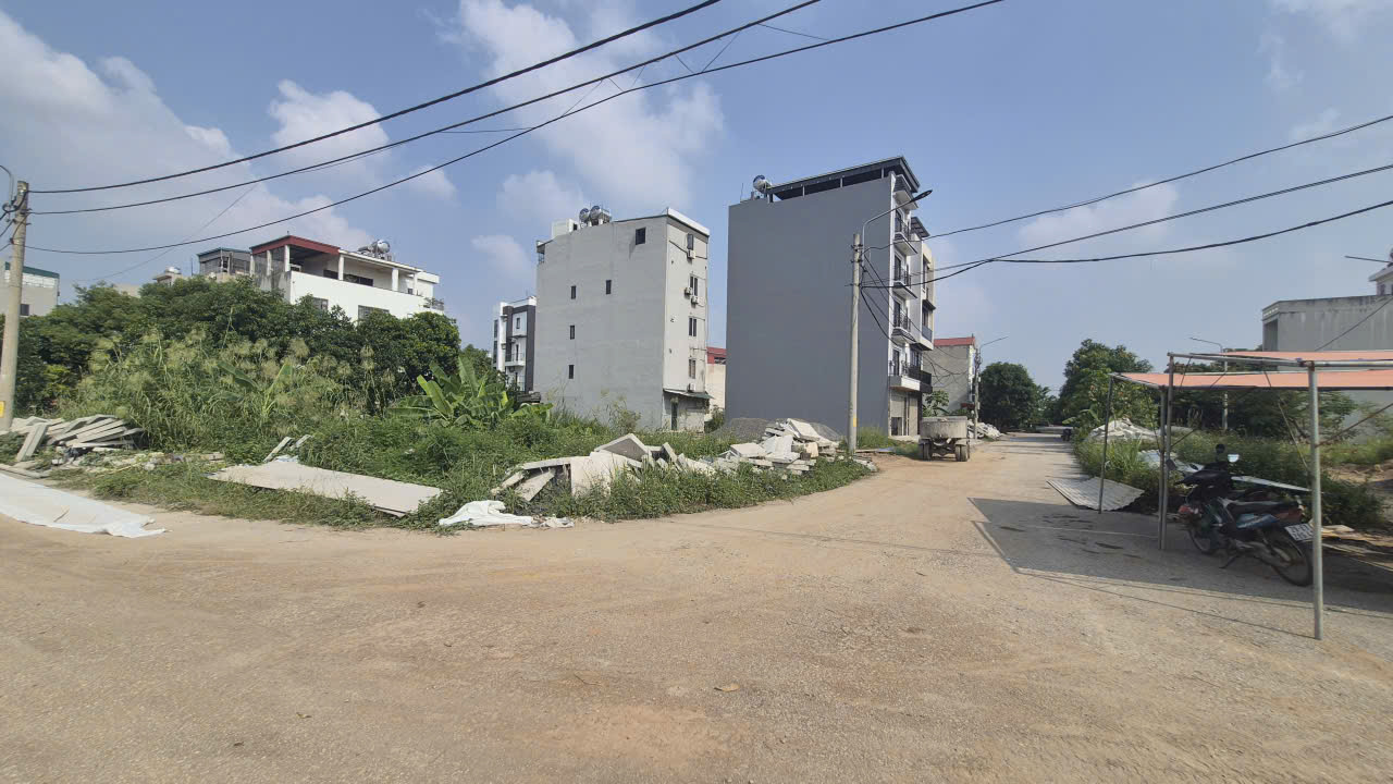 Dân về ở, xây dựng đông