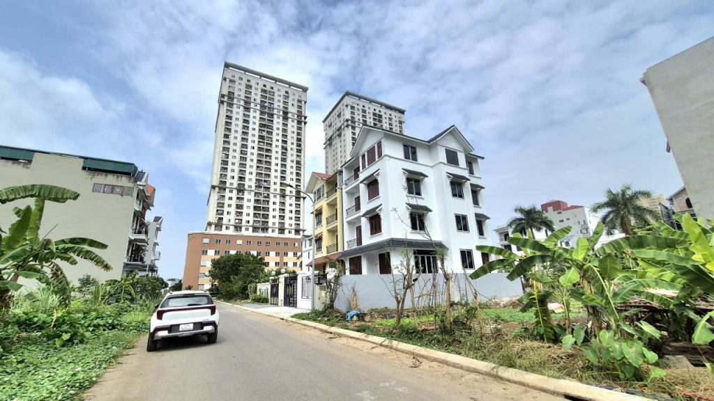 Chung cư dân đã về ở kín
