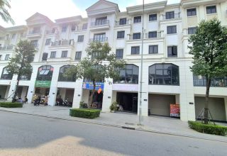 Bán nhà đường 33m Hinode Royal Park