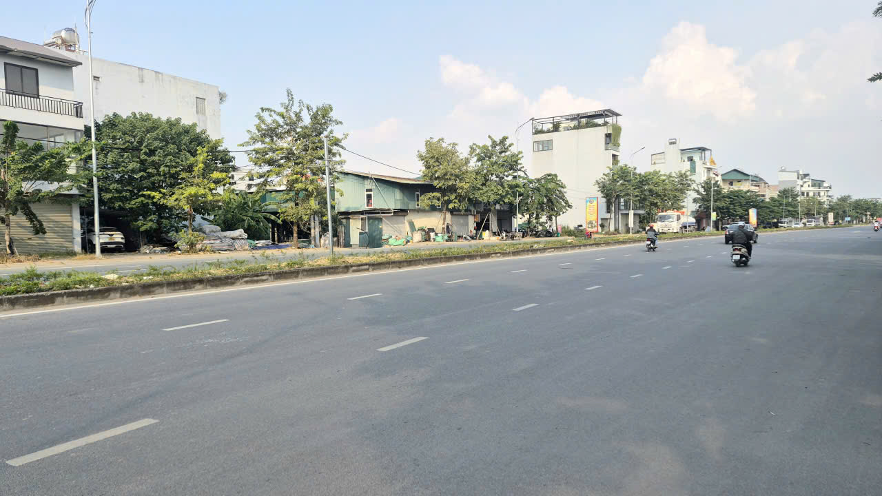 đất dịch vụ Lại Yên đường 40m